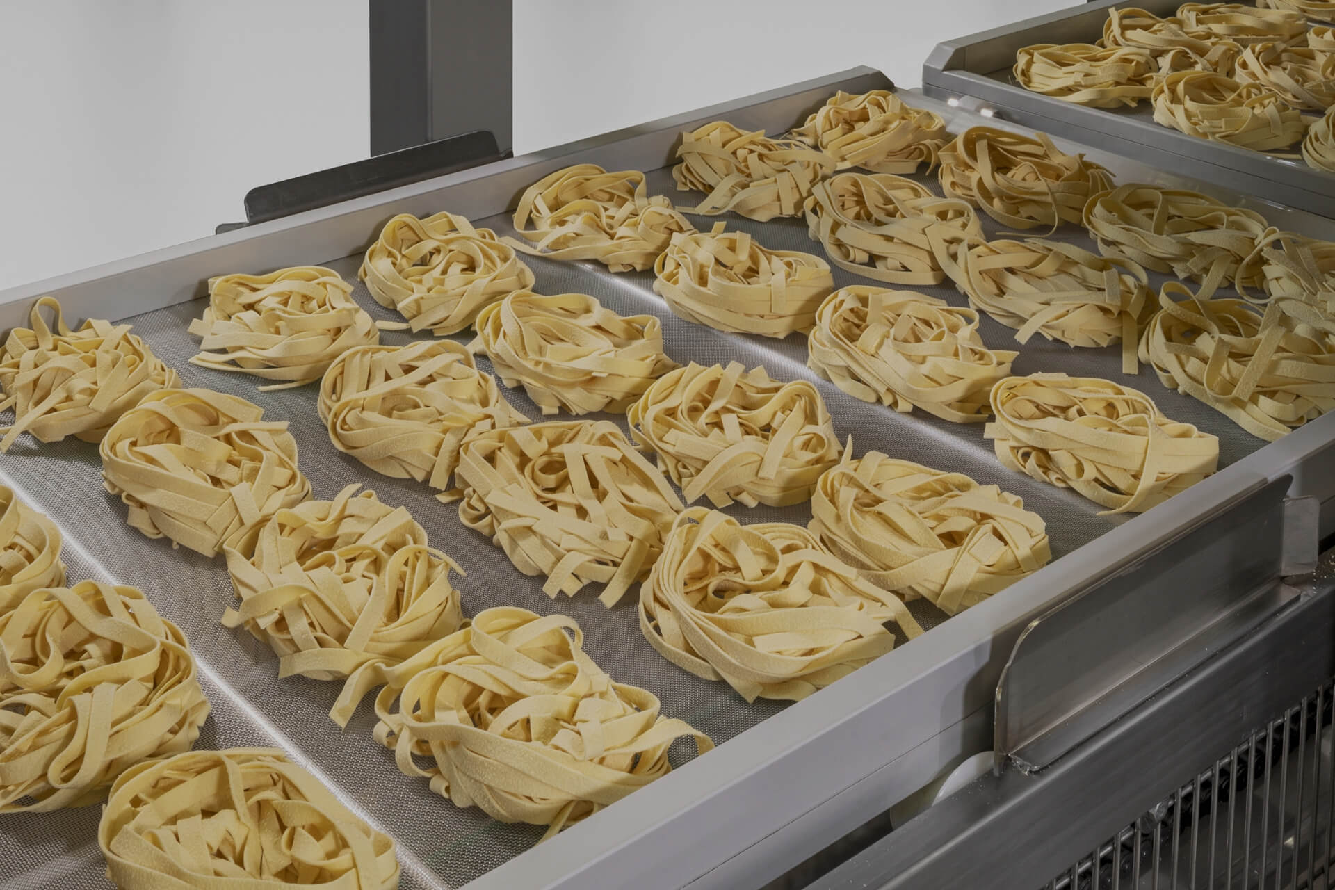 Machine à Pâtes Bremermann - Avec Séchoir Bambou - Pour Spaghetti, Tagliatelles, Raviolis Et Lasagnes